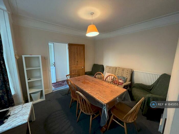 4 Bedroom Terraced House To Rent In Arnold Road, Southampton, SO17