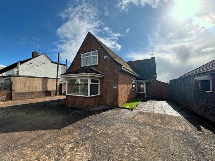 4 Bedroom Property To Rent In Smithies Avenue, Sully, Penarth, CF64