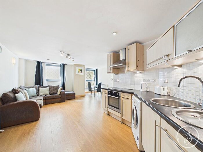 1 Bedroom Flat To Rent In Blue, Little Neville Street, Leeds, LS1