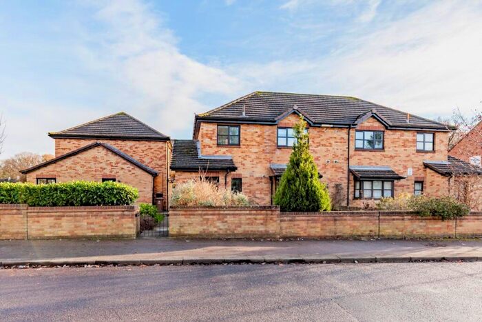 1 Bedroom Apartment To Rent In Nuffield Road, Headington, OX3