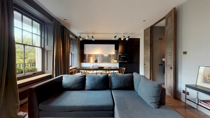 2 Bedroom Flat To Rent In Cadogan Square, London, SW1X