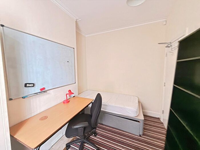 1 Bedroom House To Rent In Bedford Street, Coventry, West Midlands, CV1