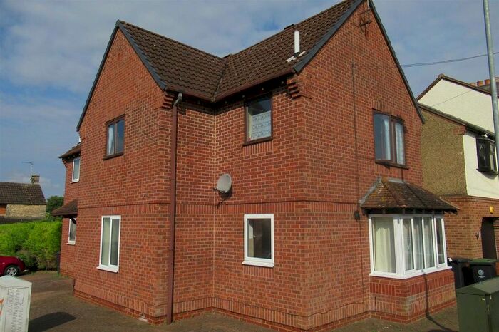1 Bedroom Flat To Rent In Albion Place, Rushden, NN10