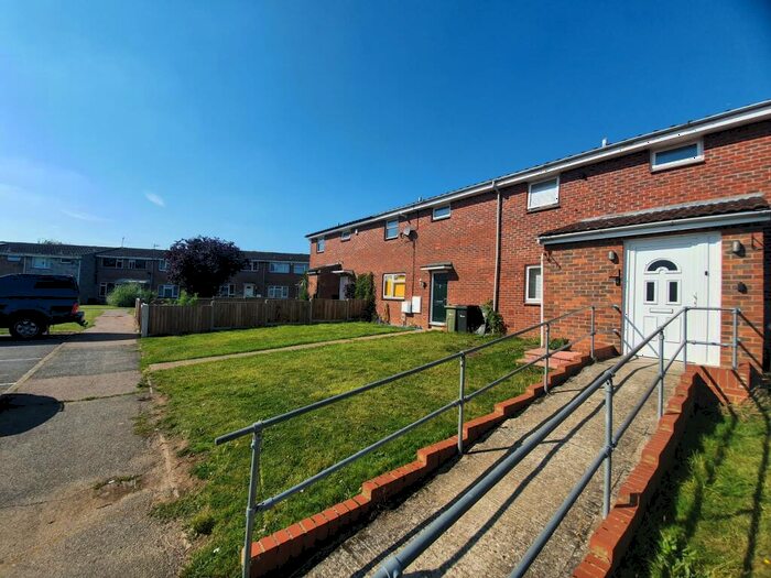 2 Bedroom Property To Rent In Calamint Road, Witham, CM8