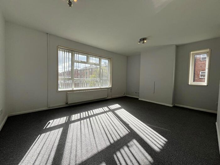 2 Bedroom Maisonette For Sale In Paston Ridings, Peterborough, PE4