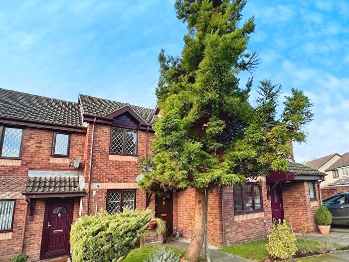 2 Bedroom Detached House To Rent In Lambourne Drive, Locks Heath, SO31