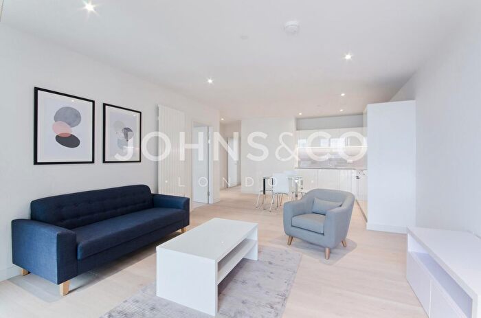 1 Bedroom Flat To Rent In Cutter House, Royal Wharf, London, E16