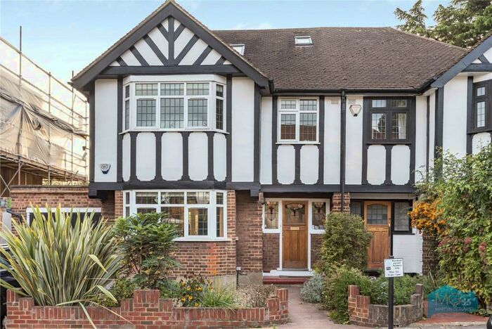 4 Bedroom End Of Terrace House To Rent In Shakespeare Gardens, London, N2