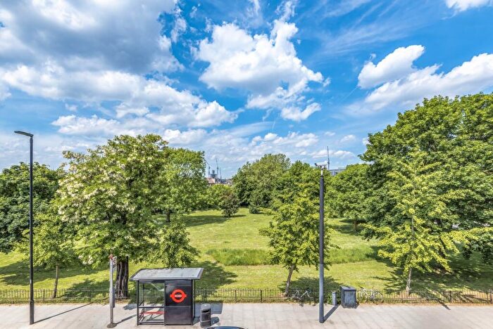 1 Bedroom Flat To Rent In Battersea Rise London, SW11