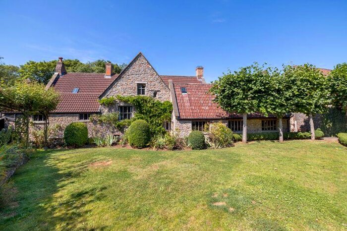 6 Bedroom Detached House For Sale In Near Wells, BA5