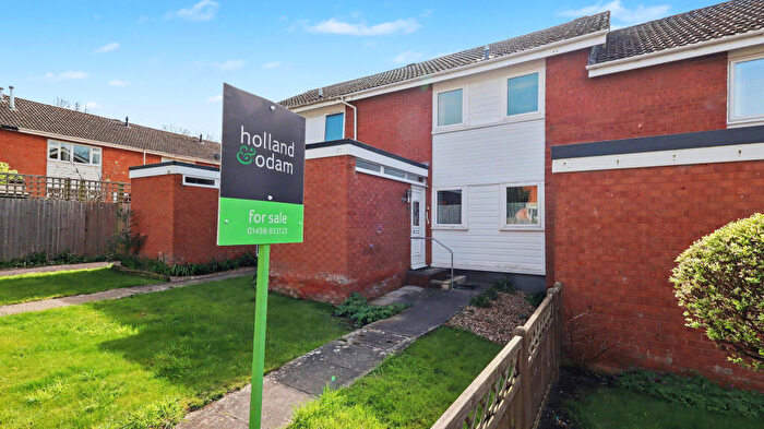 3 Bedroom Terraced House For Sale In Paradise Road, Glastonbury, BA6