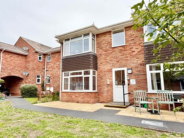 1 Bedroom Retirement Property For Sale In Exmouth Court, Exmouth, EX8
