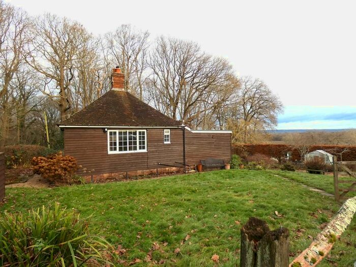 2 Bedroom Detached House To Rent In Hush Heath Hill, Cranbrook, Kent, TN17