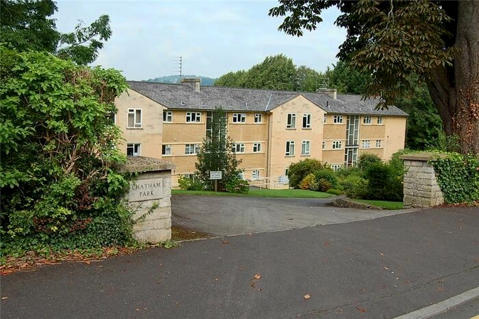 2 Bedroom Flat To Rent In Chatham Park, Bath, BA2