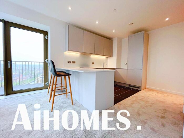 2 Bedroom Apartment To Rent In Local Crescent, Hulme Street, Salford, M5