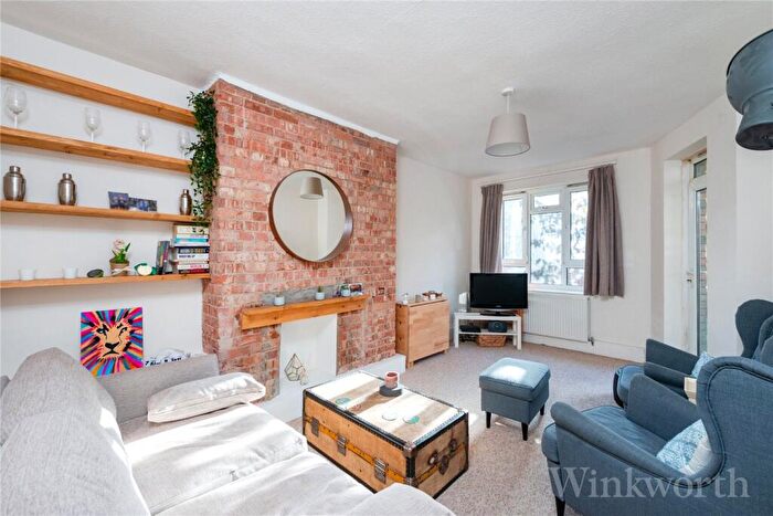 2 Bedroom Apartment To Rent In Batavia House, Batavia Road, New Cross, SE14