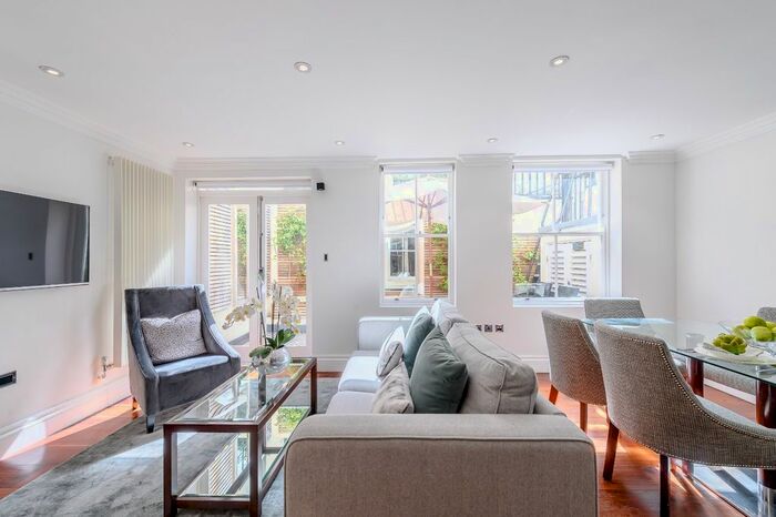 3 Bedroom Flat To Rent In Kensington Gardens Square, London, W2