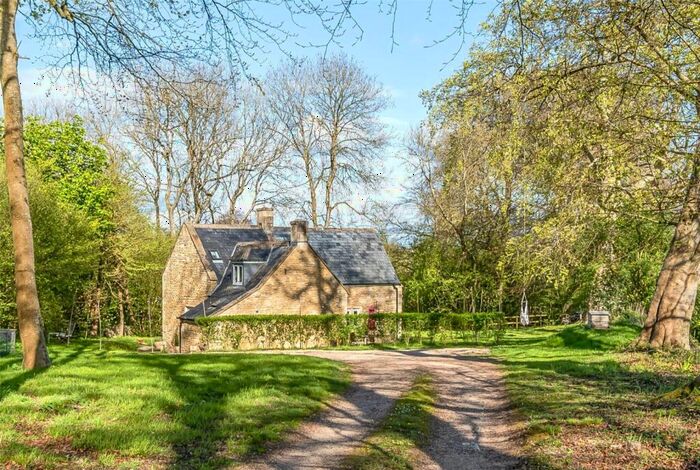 3 Bedroom Detached House For Sale In Blue Vein, Box, Corsham, Wiltshire, SN13