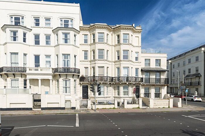 1 Bedroom Flat For Sale In Marine Parade, Worthing, West Sussex, BN11