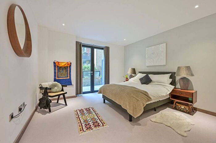 1 Bedroom Flat For Sale In Ram Street, Wandsworth, London, SW18