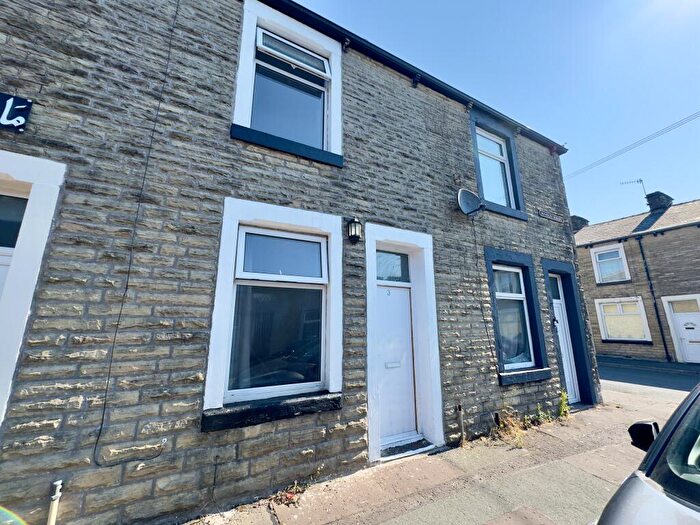 2 Bedroom Terraced House For Sale In Hunslet Street, Burnley, BB11