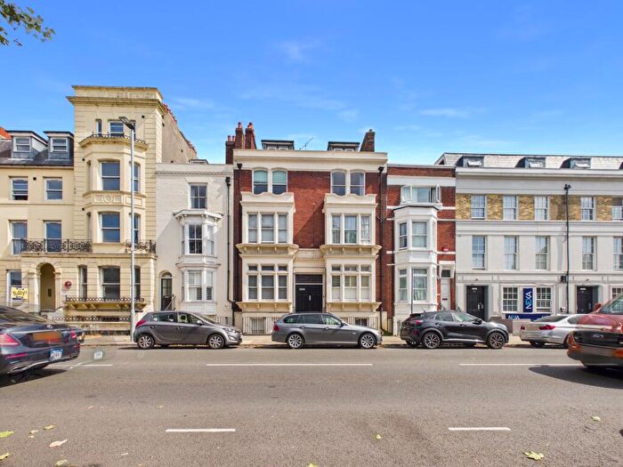 1 Bedroom Flat To Rent In Hampshire Terrace, Southsea, PO1