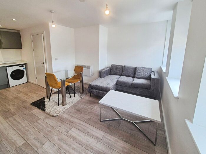 1 Bedroom Flat To Rent In Standishgate, Wigan, WN1