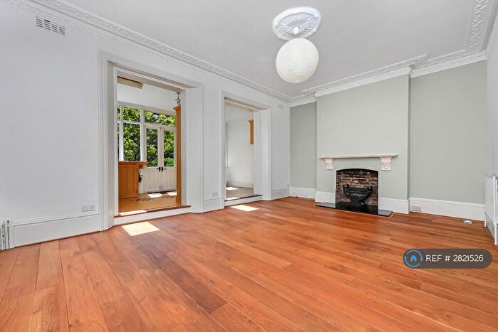 1 Bedroom Flat To Rent In Vanbrugh Park, London, SE3