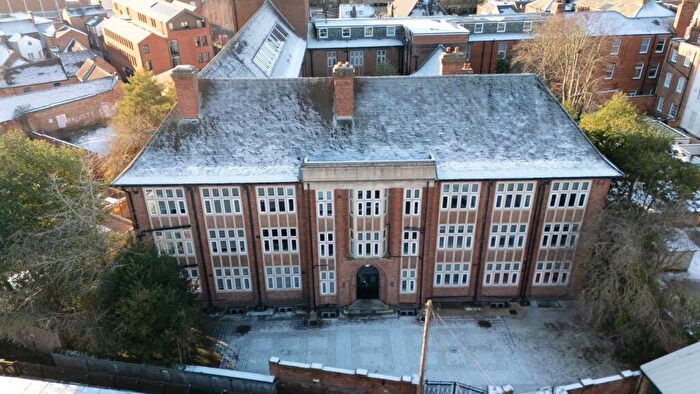 2 Bedroom Flat For Sale In St. Marys Gate, Derby, Derbyshire, DE1