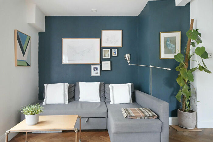 2 Bedroom Apartment To Rent In Petherton Road, N5