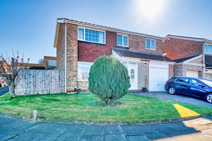 4 Bedroom Detached House For Sale In Briarsyde Close, Fellside Park, Whickham, NE16