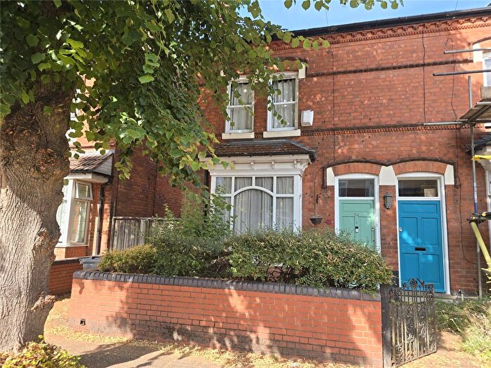 2 Bedroom End Of Terrace House For Sale In Birchwood Crescent, Birmingham, West Midlands, B12