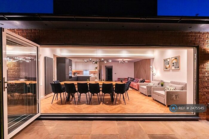 8 Bedroom Semi-Detached House To Rent In Landos Road, Manchester, M40