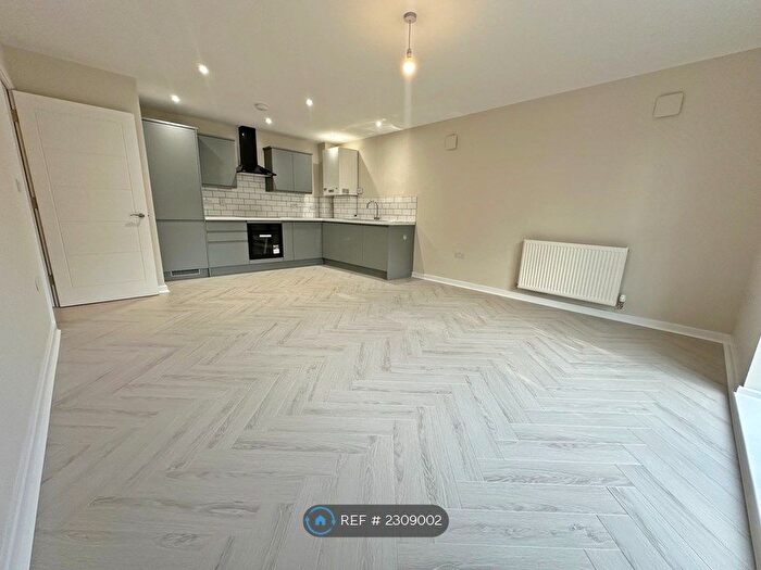 1 Bedroom Flat To Rent In Waterloo Street, Maidstone, ME15