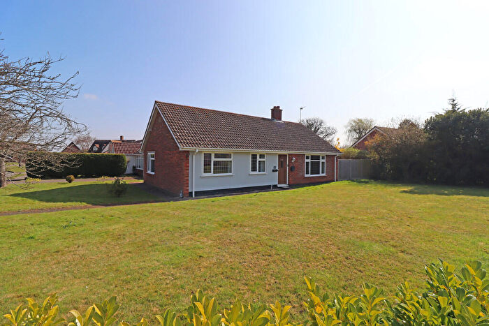 3 Bedroom Detached Bungalow To Rent In Quintons Corner, East Bergholt, CO7