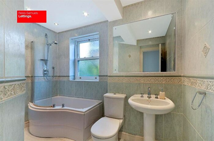 5 Bedroom Terraced House To Rent In Ferry Street, London, E14