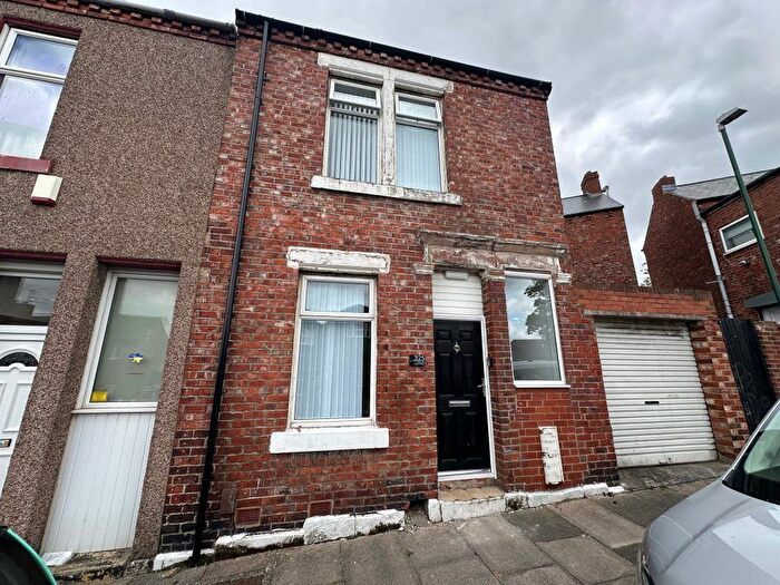 5 Bedroom End Of Terrace House To Rent In Alice St, South Shields, NE33
