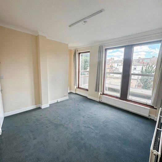 1 Bedroom Flat To Rent In High Street, London, NW10