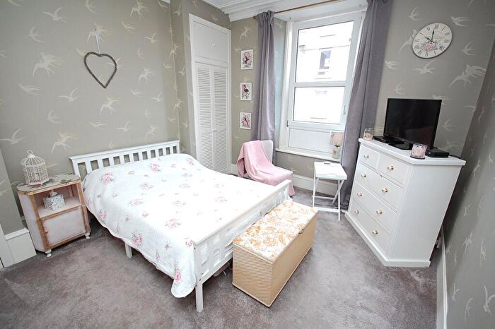 1 Bedroom Flat To Rent In Esslemont Avenue, Rosemount, City Centre, Aberdeen, AB25