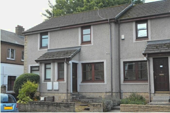 2 Bedroom Terraced House To Rent In Thornhill Road, Falkirk, Falkirk FK2