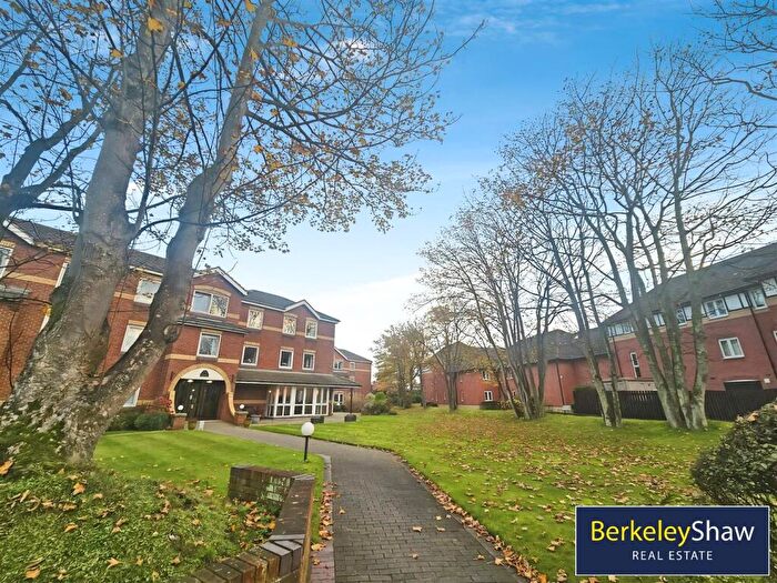 1 Bedroom Apartment To Rent In Chase Close, Southport, PR8