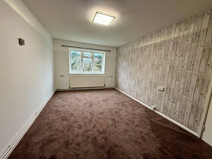 1 Bedroom Flat To Rent In Priestley Way, Bognor Regis, PO22