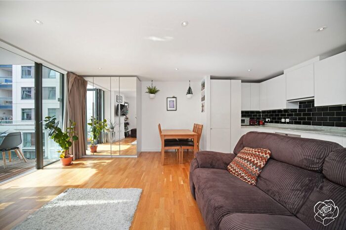 2 Bedroom Flat For Sale In Titian Heights, Scarlet Close, Stratford, E20