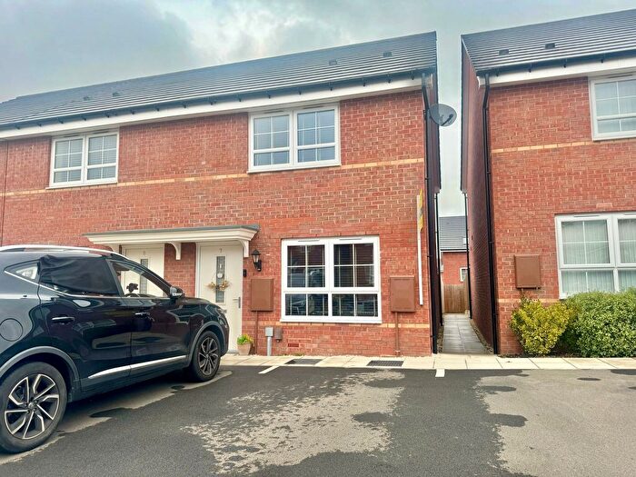 2 Bedroom Semi-Detached House For Sale In Cranes Way, Wigston, LE18