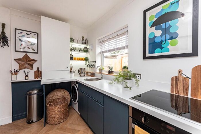 2 Bedroom Semi-Detached House For Sale In Park Road, Castleford, WF10
