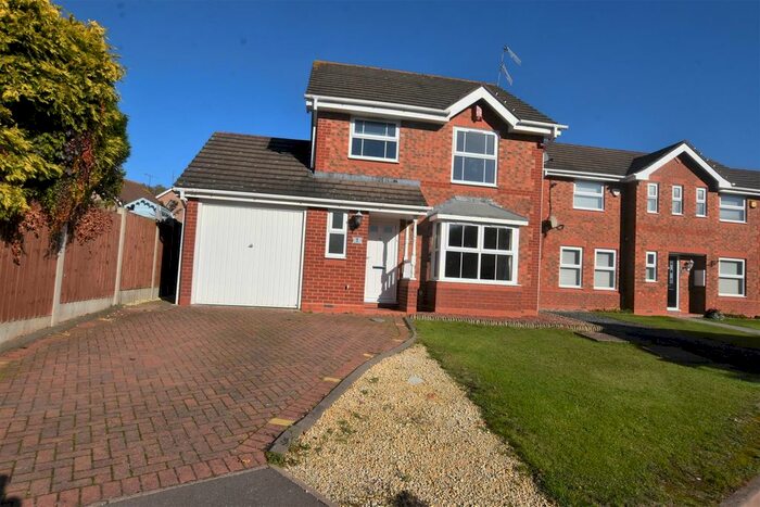 3 Bedroom Property To Rent In Dunster Close, WR4