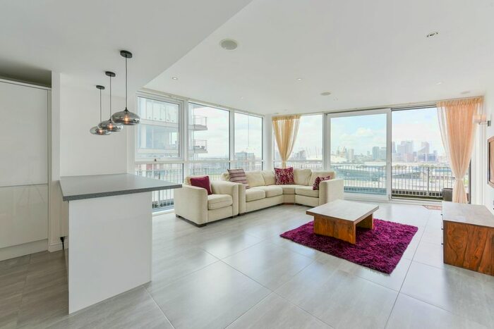 2 Bedroom Flat To Rent In Balearic Apartments, Royal Victoria Dock, E16