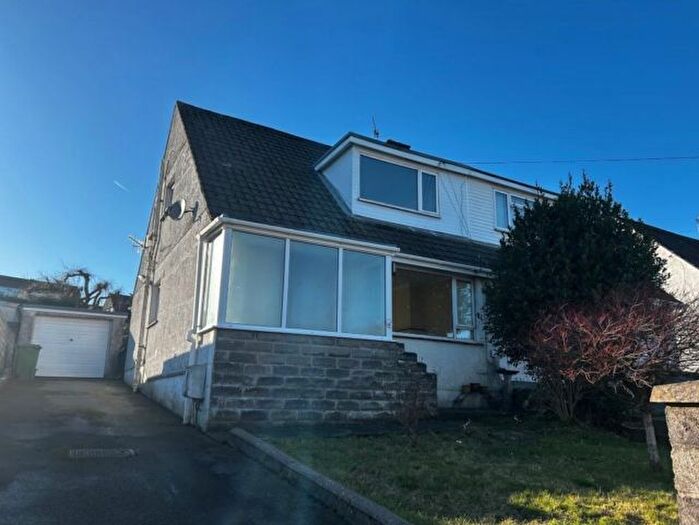 3 Bedroom Semi-Detached House To Rent In Cleviston Park, Llangennech, Llanelli, SA14