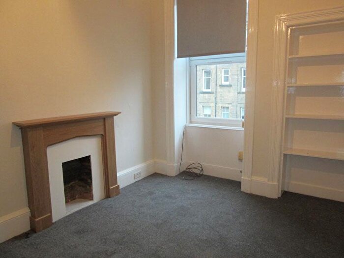 1 Bedroom Flat To Rent In Ogilvie Terrace, Shandon, Edinburgh, EH11