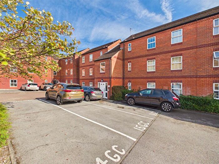2 Bedroom Apartment For Sale In Gilbert Close, Nottingham, Nottinghamshire, NG5